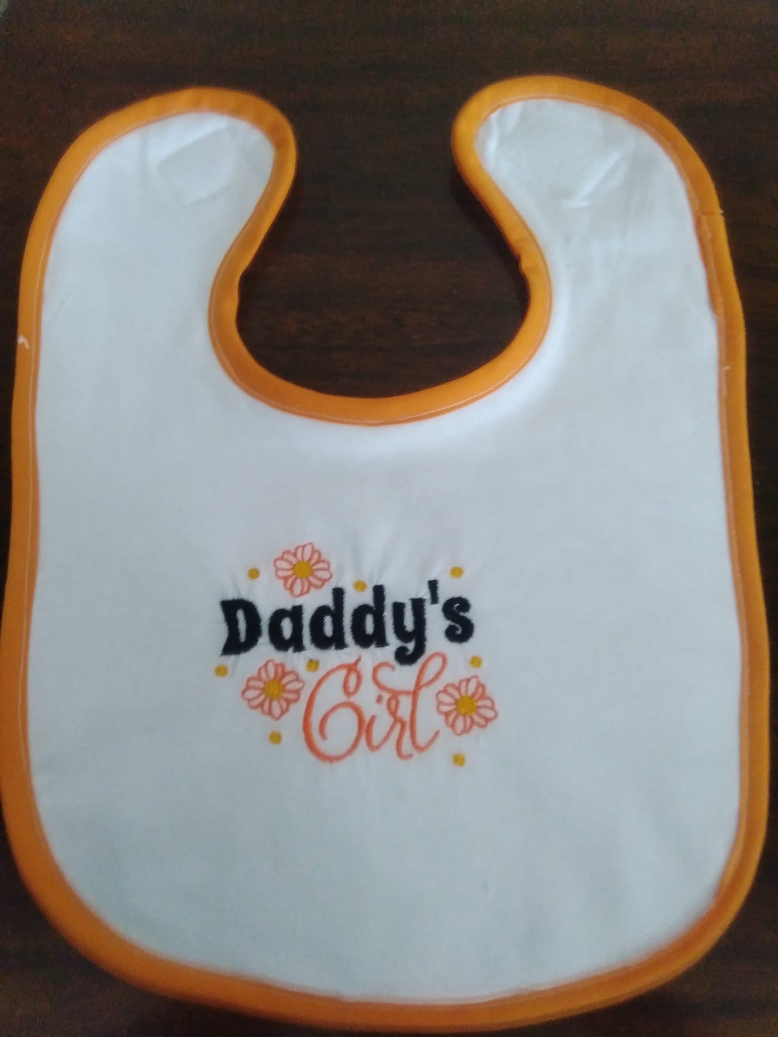 HANDMADE BABIES BIB DADDY'S GIRLS-HANDMADE BABIES BABY BIB MACHINEEMBROIDERED CHEAP NOVELTYBIBS DADDYSGIRL