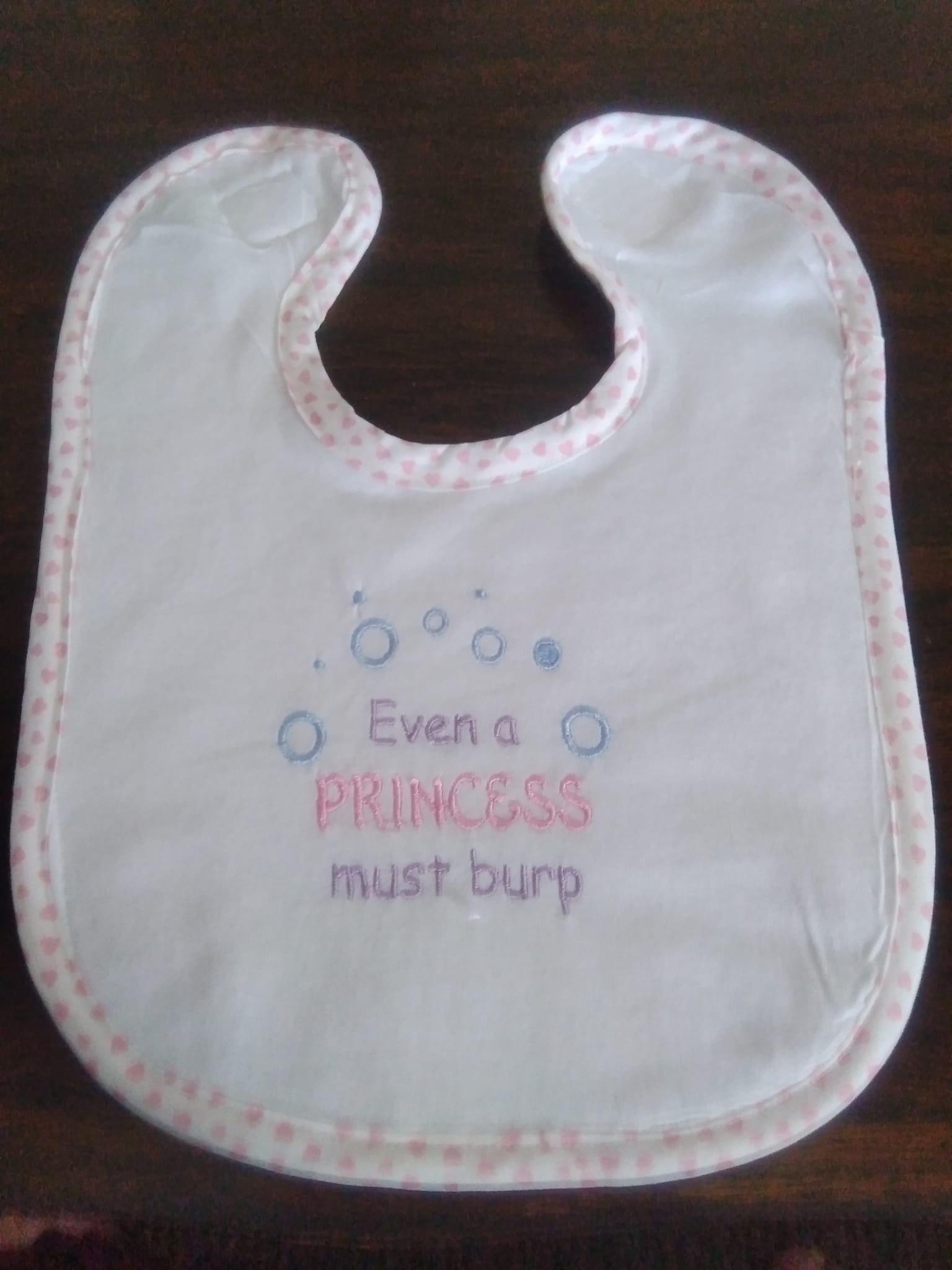 HANDMADE BABIES BIB EVEN A PRINCESS MUST BURP-HANDMADE BABIES BABY BIB NOVELTYBIBS MACHINEEMBROIDERED CHEAP EVENAPRINCESSMYSTBURP