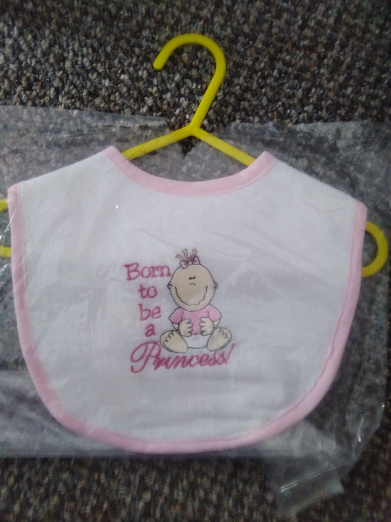 HANDMADE BABIES BIB BORN TO BE A PRINCESS-HANDMADE BABIES BABY BIB CHEAP BORN TO BE A PRINCESS MACHINE EMBROIDERED NOVELTY BIB