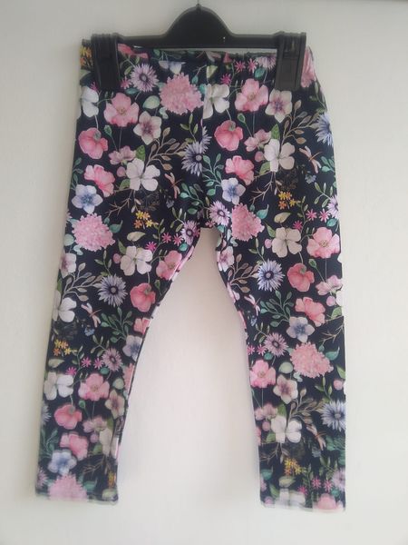 LOVELY HANDMADE JERSEY FLOWER LEGGINGS AGE 18/24 MONTHS-HANDMADE,GIRLS,BABIES,BABY,LEGGINGS,FLOWER,CHEAP,BABIESCLOTHING,BABYCLOTHES,AGE 1824 MONTHS