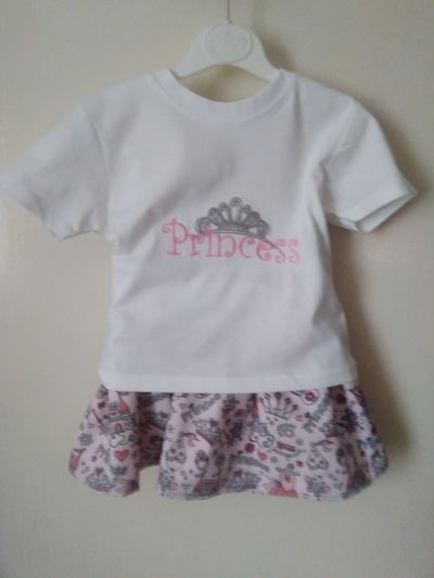 BEAUTIFUL GIRLS HANDMADE PRINCESS SKIRT AND MATCHING T-SHIRT 3/4 YEARS-HANDMADE GIRLS PRINCESS SKIRT T-SHIRT SET CHEAP GIRLSFASHION PINK 34YEARS