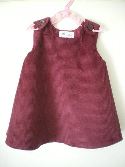 LOVELY HANDMADE GIRLS WINE PINAFORE DRESS 12/18 MONTHS-HANDMADE WINE BURGANDY GIRLS BABIES PINAFORE DRESS CHEAP AGE1218MONTHS