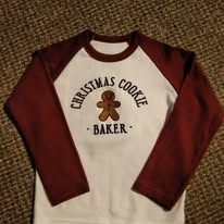 MACHINE EMBROIDERED BURGANDY AND WHITE CHRISTMAS TOP AGE 1/2 YEARS-MACHINEEBROIDEREDEMBROIDEREDCHRISTMASTOPAGE12YEARSCHRISTMASCOOKIEBAKERCHEAP