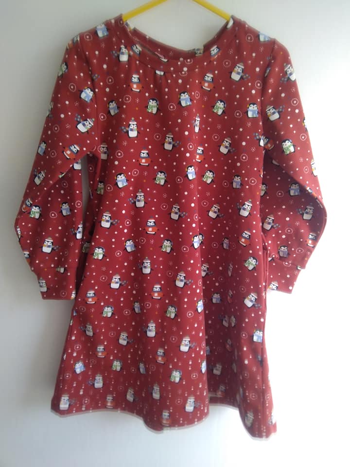 GIRLS HANDMADE CHRISTMAS PENGUIN JERSEY DRESS 6/9 MONTHS-HANDMADE,GIRLS,GIRLSFASHION,CHEAP,CHRISTMAS,PENGUIN,DRESS,69 MONTHS