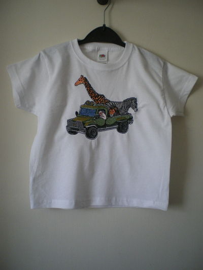 LOVELY BOYS MACHINE EMBROIDERED SAFARI T-SHIRT AGE 3/4 YEARS-MACHINE EMBROIDERED,SAFARI,BOYS,T-SHIRT,SHORT SLEEVE,AGE 34 YEARS,CHEAP